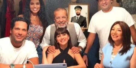 «ريد فلاج».. شريف منير يروج لأجدد أعماله الفنية - الفجر سبورت