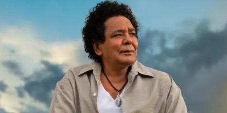 « أجرى فحوصات طبية».. مدير أعمال محمد منير يطمئن جمهوره بشأن حالته الصحية - الفجر سبورت