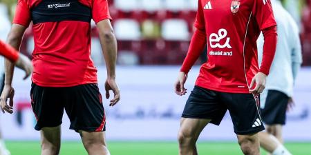 السوبر المصري.. الأهلي يختتم استعداداته لمواجهة الزمالك بمشاركة عاشور ومحمد شريف "صور" .. بوابة الفجر سبورت