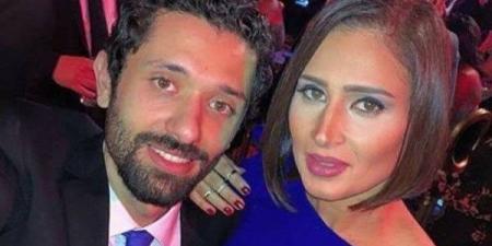 بعد أنباء انفصالهما.. 10 صور تجمع بين كريم محمود عبد العزيز وزوجته - الفجر سبورت