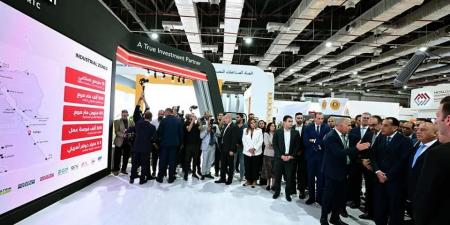 رئيس الوزراء يزور معرض الصناعة خلال افتتاح المؤتمر الدولي للنقل الذكي .. بوابة الفجر سبورت