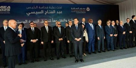 مشاركون في معرض الصناعة والنقل يشيدون بدور كامل الوزير في دعم المصنعين - الفجر سبورت