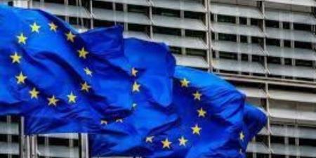 الاتحاد الأوروبي يوقف رسوم التعويض الكربوني على ركاب 21 شركة طيران أوروبية ويكافح التضليل البيئي - الفجر سبورت