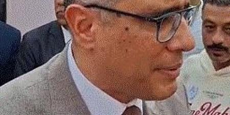 للاطمئنان على سير الانتخابات.. محافظ الجيزة يتفقد مدرسة جمال عبدالناصر بالدقي - الفجر سبورت