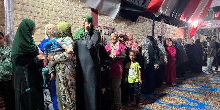 استمرار توافد الناخبين في لجنة محمود عمر بالرماية - الفجر سبورت