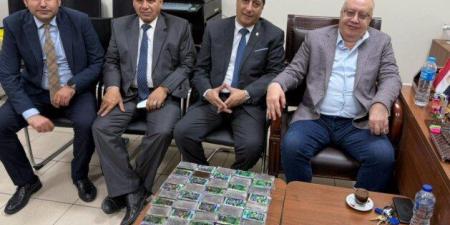 جمارك مطار القاهرة تضبط راكب أجنبي حاول الدخول بخمسه كيلو حشيش لداخل البلاد - الفجر سبورت