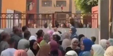 بالطبل والمزمار البلدي.. أجواء احتفالية أمام لجان انتخابات مجلس النواب بمنشأة القناطر (عاجل) - الفجر سبورت