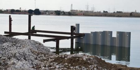 بورسعيد | الانتهاء من أعمال بناء 5 بنتونات من كوبري النصر العائم الجديد بنسبة إنجاز قدرها 30% - الفجر سبورت