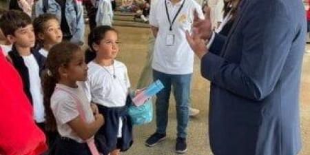 وزير السياحة يتفقد سير العمل بالمتحف الكبير.. ويلتقي السياح وطلبة المدارس - الفجر سبورت