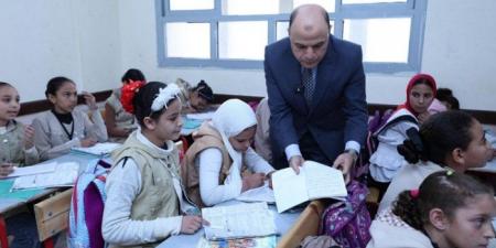 لتقليل كثافة الفصول.. محافظ كفرالشيخ يفتتح تطوير مدرسة الشباسية الابتدائية بتكلفة 6 ملايين - الفجر سبورت