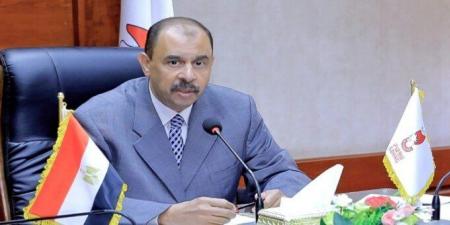 سوهاج تُعلن حالة الطوارئ لمواجهة "السحابة السوداء": المحافظ يشدد على منع حرق "البوص" - الفجر سبورت