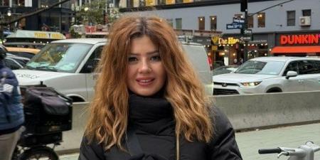 رانيا فريد شوقي : لابسة الدولاب كله وفي أمريكا الناس ماشية بالشورت - الفجر سبورت