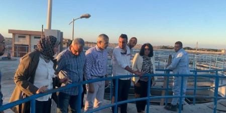 رئيس مياه البحر الأحمر يُشدّد على الالتزام بالمعايير القياسية في محطة الصرف الصحي الثلاثية - الفجر سبورت