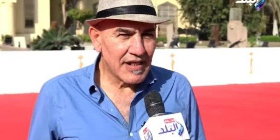 ٧٨ شهيدًا .. المخرج الفلسطيني رشيد مشهراوي يُعلن بالأسماء قائمة شهداء عائلته في غزة - الفجر سبورت