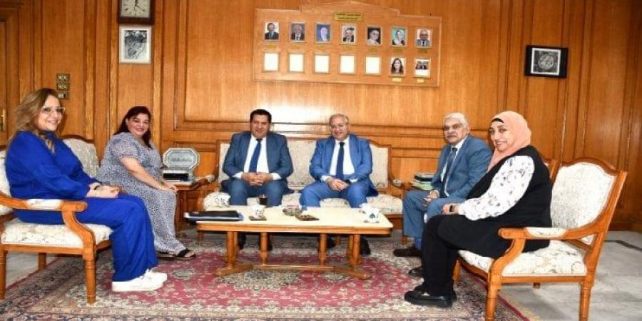 جامعة
      حلوان
      تستقبل
      وفد
      هيئة
      «سنتريور»
      للمراجعة
      على
      نظام
      الجودة
      الإدارية - الفجر سبورت