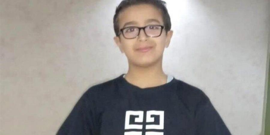 مفاجآت
      في
      قضية
      طفل
      الإسماعيلية..
      والد
      المتهم
      تستر
      على
      الجريمة - الفجر سبورت