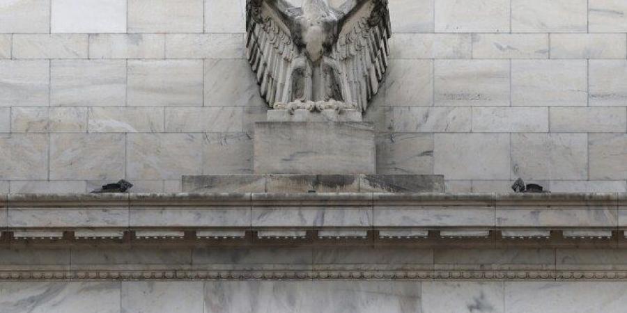 للمرة
      الثانية..
      الفيدرالي
      الأمريكي
      يتجه
      لخفض
      أسعار
      الفائدة - الفجر سبورت