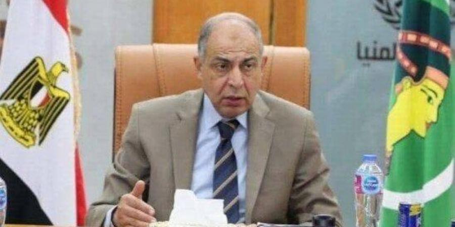 تصحيح
      إداري
      بميدان
      المنيا..
      إطلاق
      اسم
      «الفريق
      صفي
      الدين
      أبو
      شناف»
      بدلاً
      من
      "النيل"
      بعد
      يوم
      من
      الافتتاح - الفجر سبورت