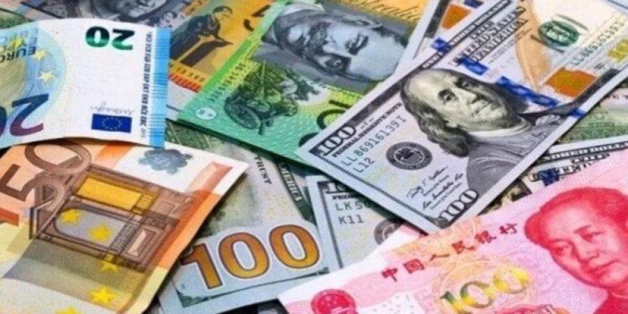 أسعار
      العملات
      العربية
      والأجنبية
      اليوم
      الجمعة
      31
      أكتوبر
      2025..
      الدولار
      واليورو
      والريال
      بكام؟ - الفجر سبورت