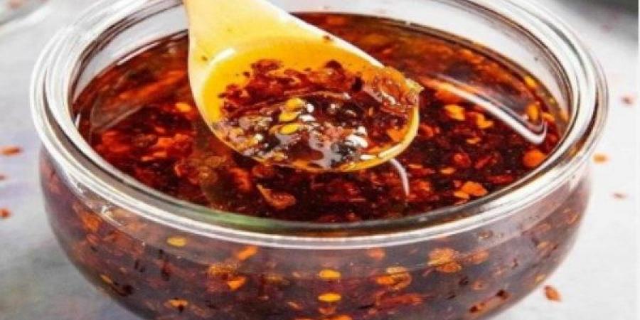 5 أسباب تجعل زيت الفلفل الحار من أكثر التوابل الصحية في مطبخك - الفجر سبورت