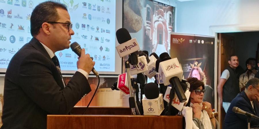 مازن الغرباوي: دعم الدولة سر نجاح مهرجان شرم الشيخ للمسرح الشبابي الفجر سبورت