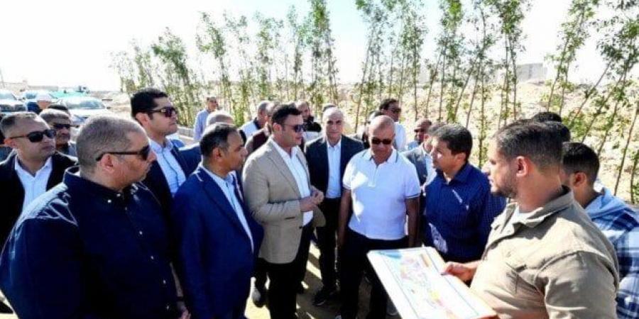 وزير الإسكان يتفقد المشروعات السكنية والاستثمارية المتميزة في العلمين الجديدة - الفجر سبورت