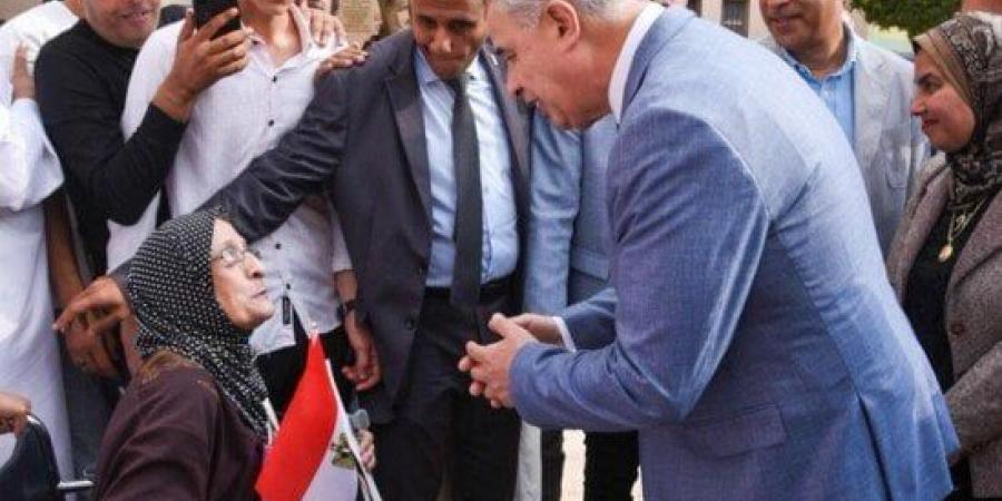 محافظ الإسكندرية: الشعب السكندري يقدّم رسالة وعي مجتمعي بالمشاركة الإيجابية في الانتخابات - الفجر سبورت