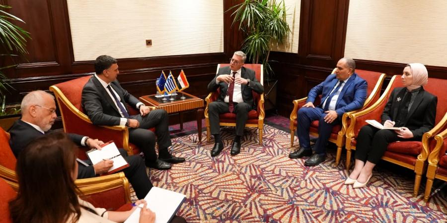 وزير البترول يبحث مع وزير الشؤون البحرية اليوناني نقل الغاز إلى أوروبا .. بوابة الفجر سبورت