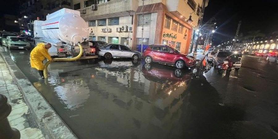 الشتاء يفاجئ بورسعيد.. الأمطار تغرق شوارع الشرق والعرب وبور فؤاد - الفجر سبورت