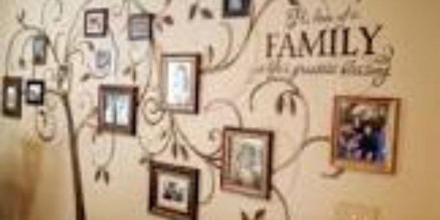 هل تعليق صور الميت حرام؟.. انتبه لهذا الشرط إذا كانت الصورة لأمك - الفجر سبورت