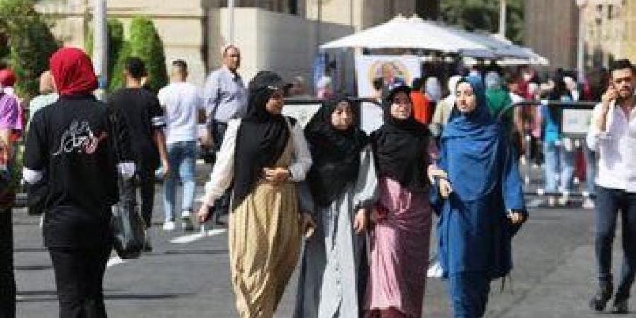 جامعة القاهرة الأهلية تواصل امتحانات "الميدتيرم" - الفجر سبورت