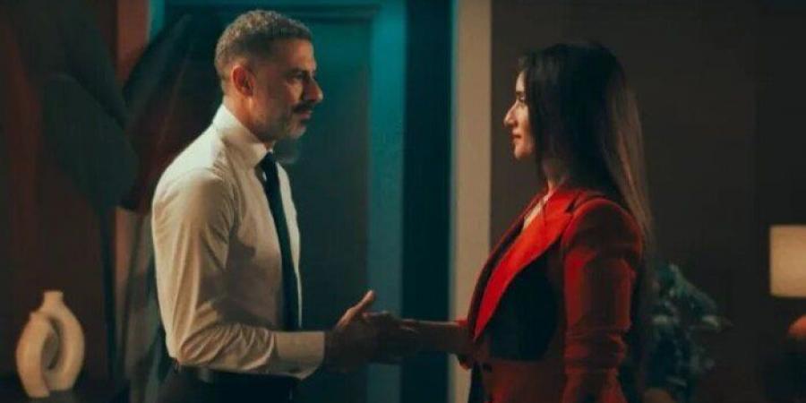 ورد وشوكولاتة.. مفاجأة تضع الفنانة زينة في صدارة التريند - الفجر سبورت