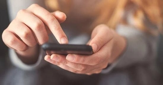 مقارنات السوشيال ميديا ترفع احتمالية إصابة المراهقين بالقلق والاكتئاب