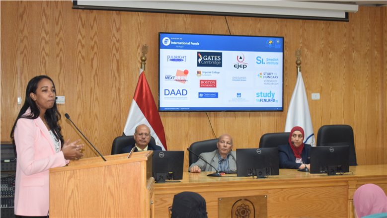 جامعة العاصمة تنظم سلسلة ورش عمل لتعزيز التميز الدولي ودعم البحث العلمي