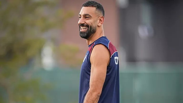 طرابزون سبور يختتم استعداداته لمواجهة بشكتاش بمشاركة محمد صلاح