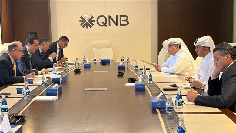 وزير الاستثمار يبحث مع «QNB» الترويج للطروحات الحكومية المصرية وجذب المستثمرين الدوليين