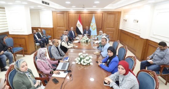 محافظ كفر الشيخ: تشكيل فرق عمل لتبسيط الإجراءات وتيسير حصول المواطنين على الخدمات