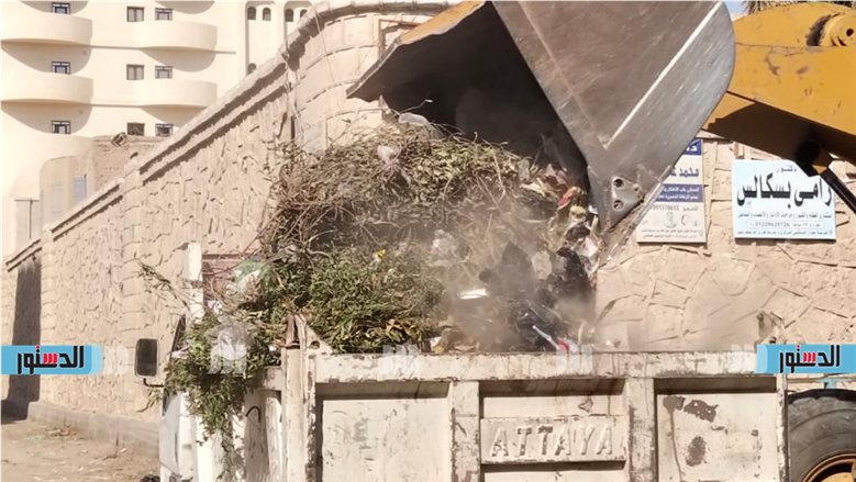 جهاز العاشر يكثف حملاته لإزالة المخالفات والإشغالات ورفع المخلفات