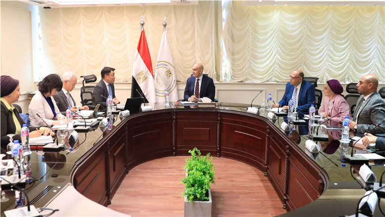 وزير التعليم يلتقي وفد الوكالة اليابانية للتعاون الدولي «جايكا» لبحث سبل تعزيز الشراكة التعليمية
