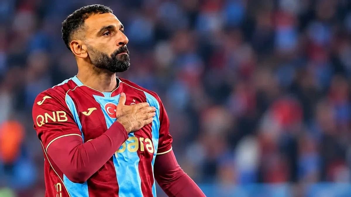 مباشر مباراة طرابزون سبور وهارتس الأسكتلندي في دوري المؤتمر الأوروبي.. بطاقة صفراء