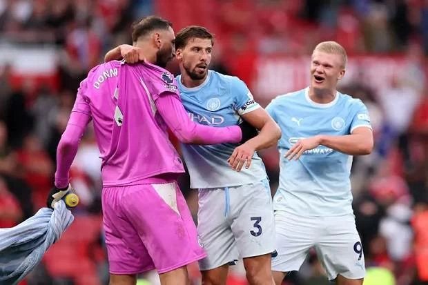 القنوات الناقلة مباشر لمباراة باريس سان جيرمان ضد مانشستر سيتي في دوري أبطال أوروبا.. والمعلق