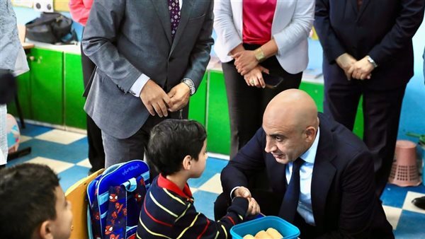 وزير التعليم من مدارس الغربية: تطوير التعليم لا يتحقق دون شراكة حقيقية مع المعلمين