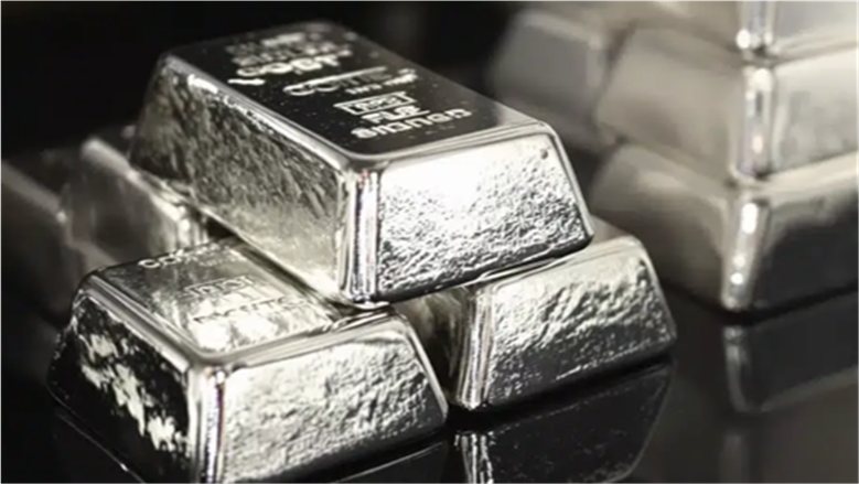 الفضة تخسر 25% خلال 6 أشهر.. والأوقية عند 57.38 دولار