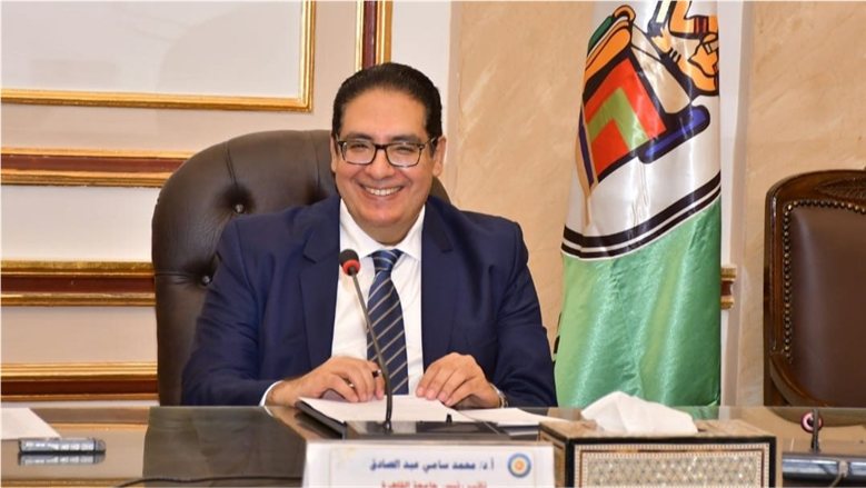 رئيس جامعة القاهرة: أكثر من 60 ألف جلسة بمجمع عيادات العلاج الطبيعي خلال عام