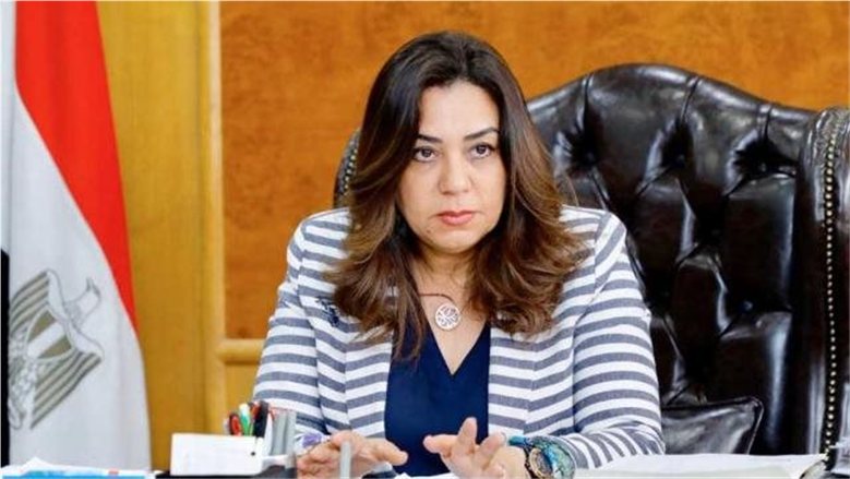 منال عوض: الذاكرة المؤسسية تربط وزارة التنمية المحلية والبيئة بفروعها الإقليمية