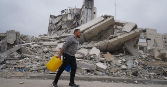 «المواطن أسامة» يفوز بجائزة نجمة الجونة الذهبية لأفضل فيلم وثائقي