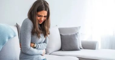5 أطعمة ومشروبات قد تساعد فى تنظيم الدورة الشهرية