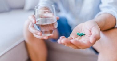 لو بتاخد أكثر من دواء.. دراسة تكشف آثار جانبية مشتركة قد تزيد الخطر وتقدم أهم النصائح