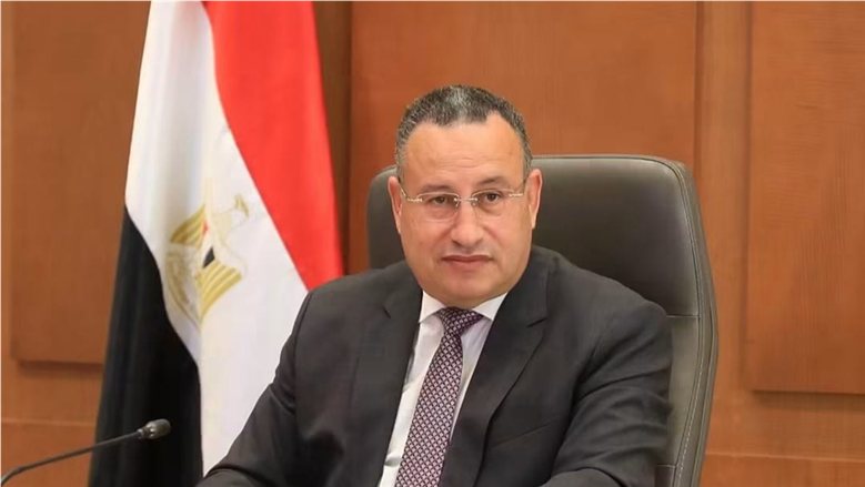 وزير التعليم العالي يهنئ جامعة المنصورة باكتشاف جنس جديد من التماسيح الجافيالية