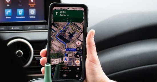 Gemini يصل إلى Apple CarPlay ويغير طريقة استخدام الخرائط بالصوت